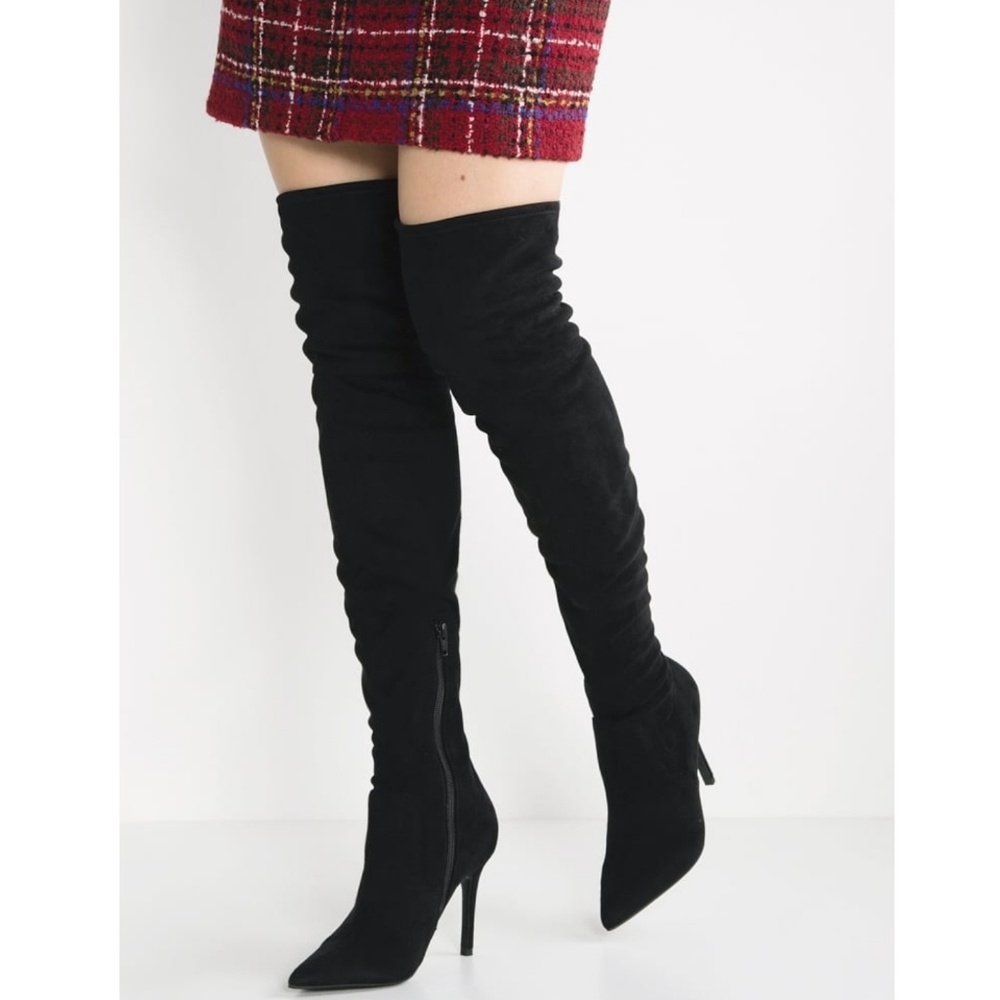Sexy Sassy Black Over The Knee Aldo Boots - Picture 2 of 8